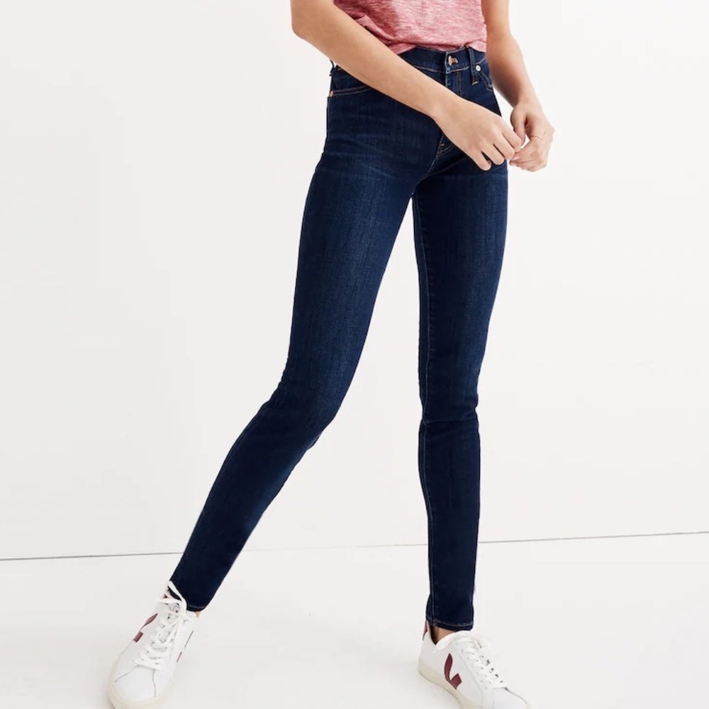 9" Mid-Rise Skinny Jeans in Larkspur Wash: TENCEL™ Denim Edition sz 29